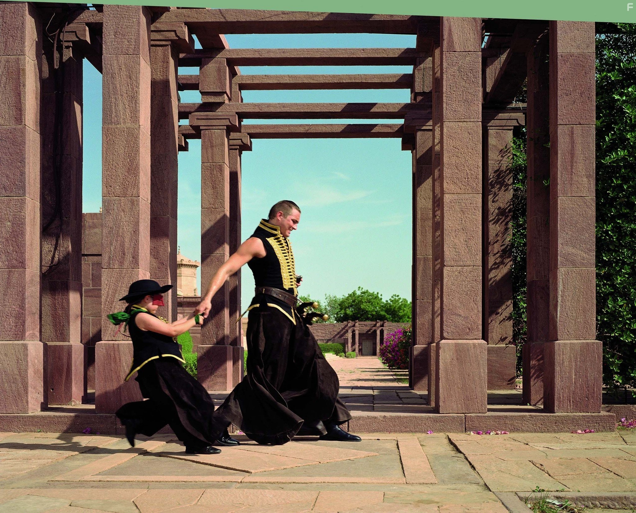 Lee Pace and Catinca Untaru in Запределье (2006)