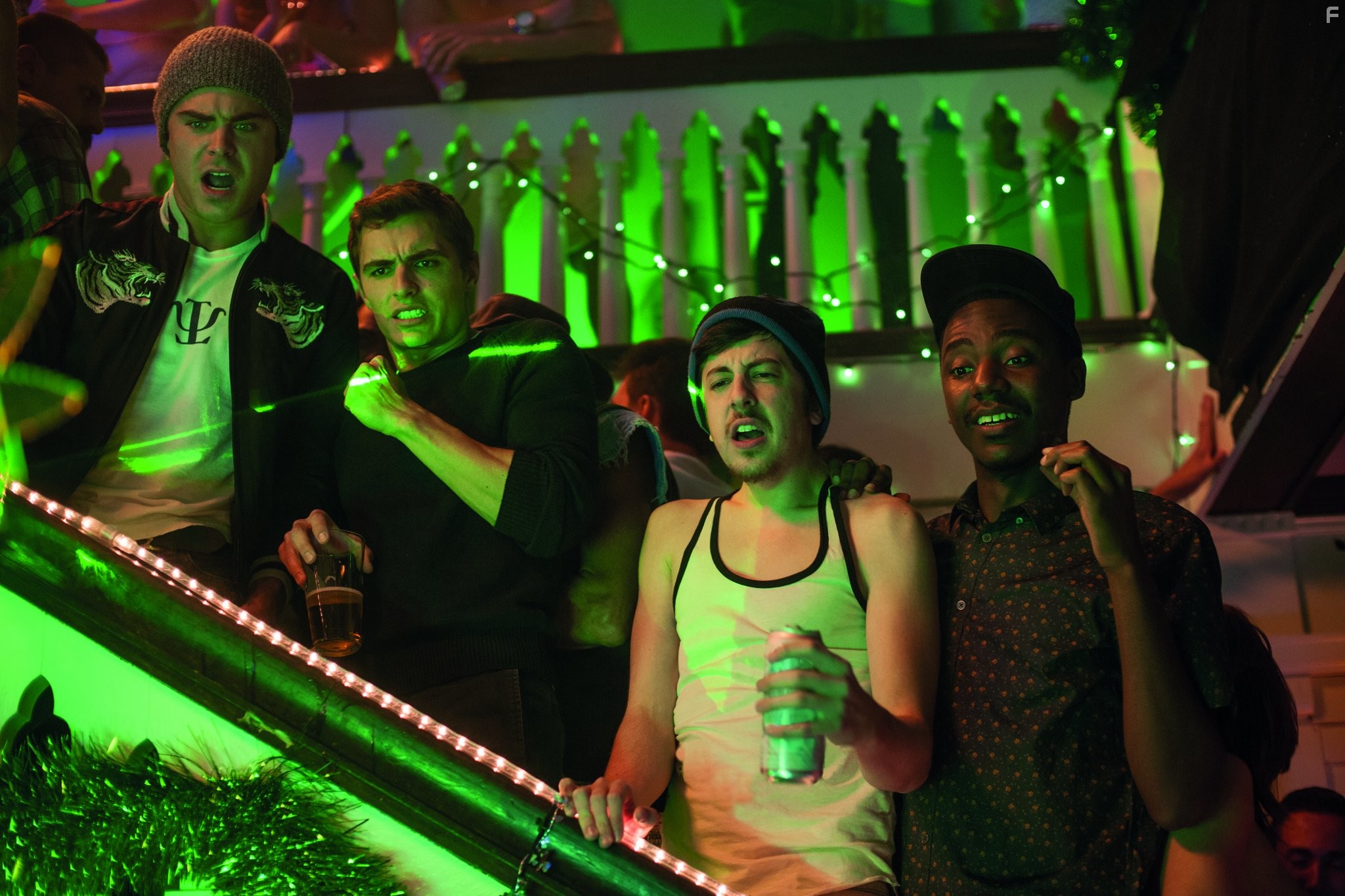 Zac Efron, Dave Franco, Christopher Mintz-Plasse, and Jerrod Carmichael in Соседи. На тропе войны (2014)