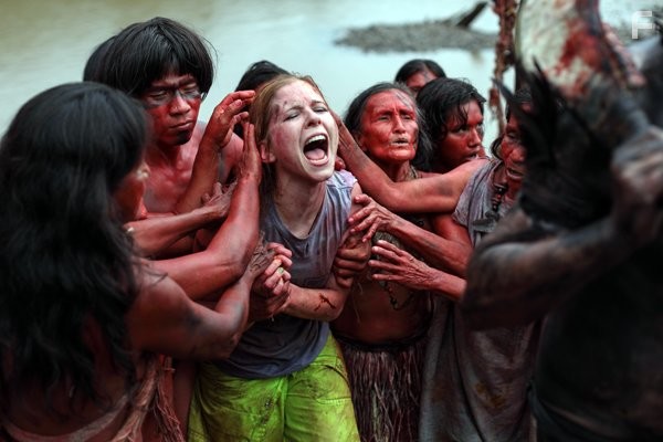 Magda Apanowicz in Зеленый ад (2013)