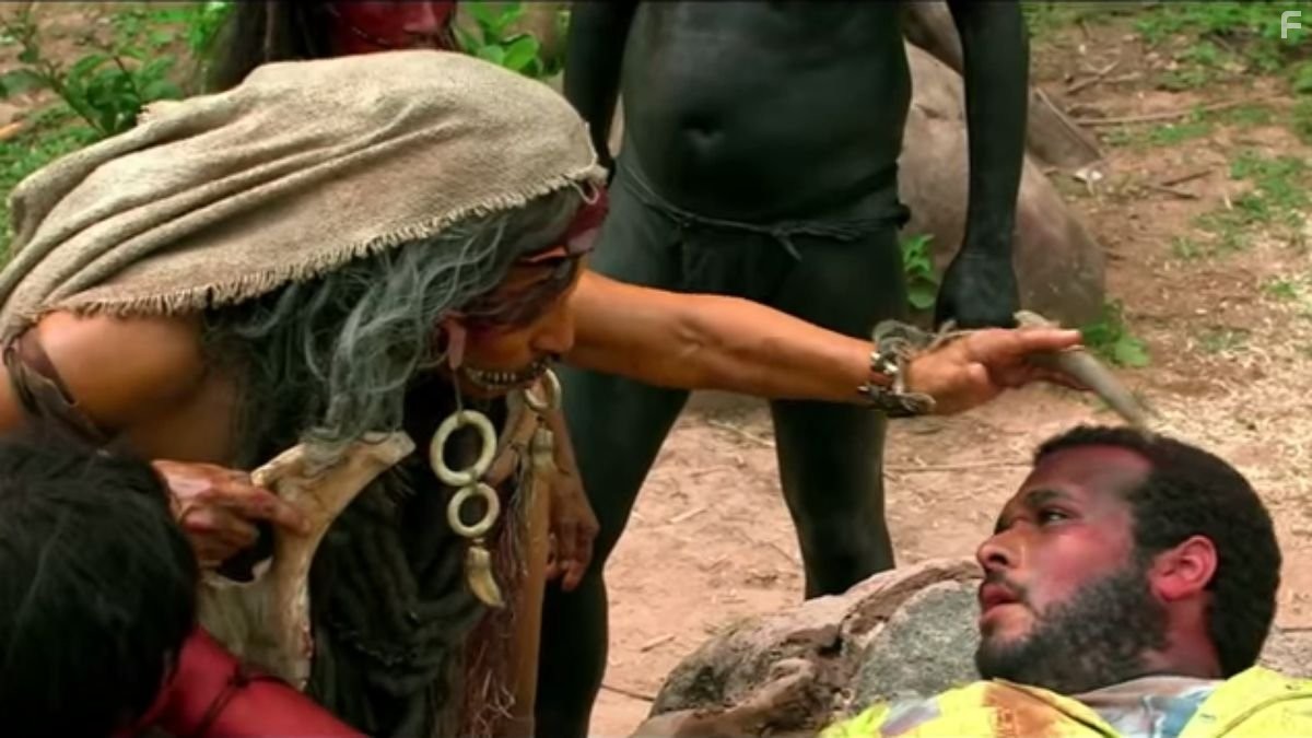 Aaron Burns in Зеленый ад (2013)