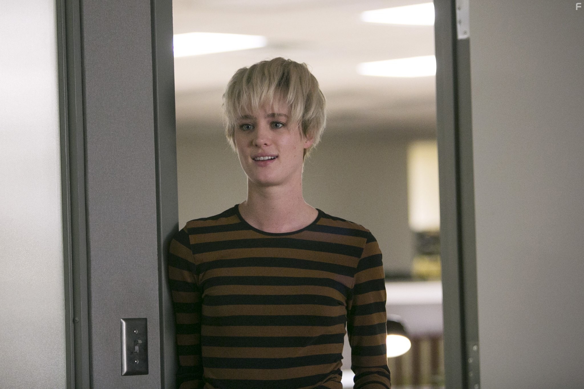 Mackenzie Davis in Остановись и гори (2014)