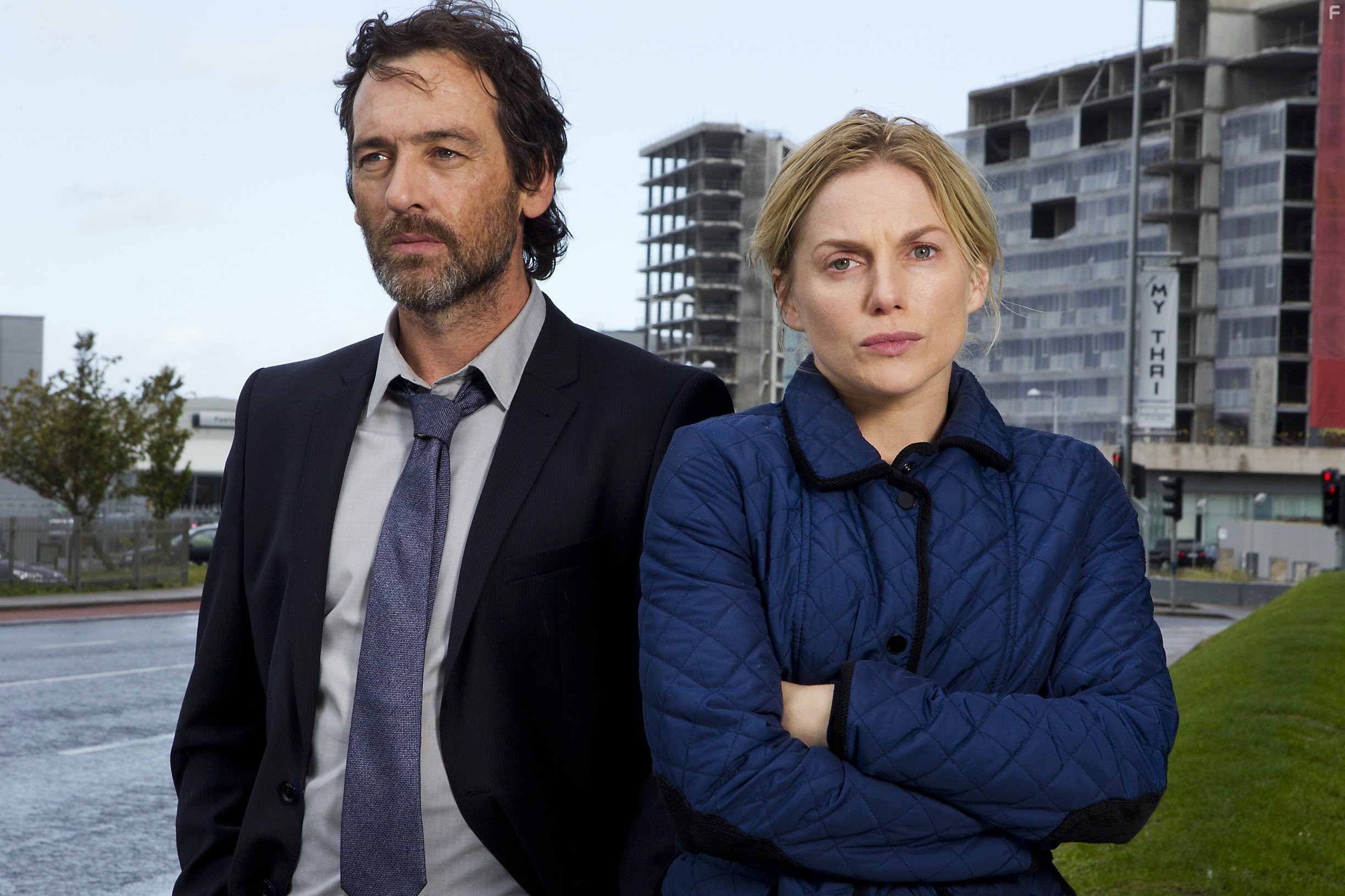 Eva Birthistle and David Murray in Amber (2014)