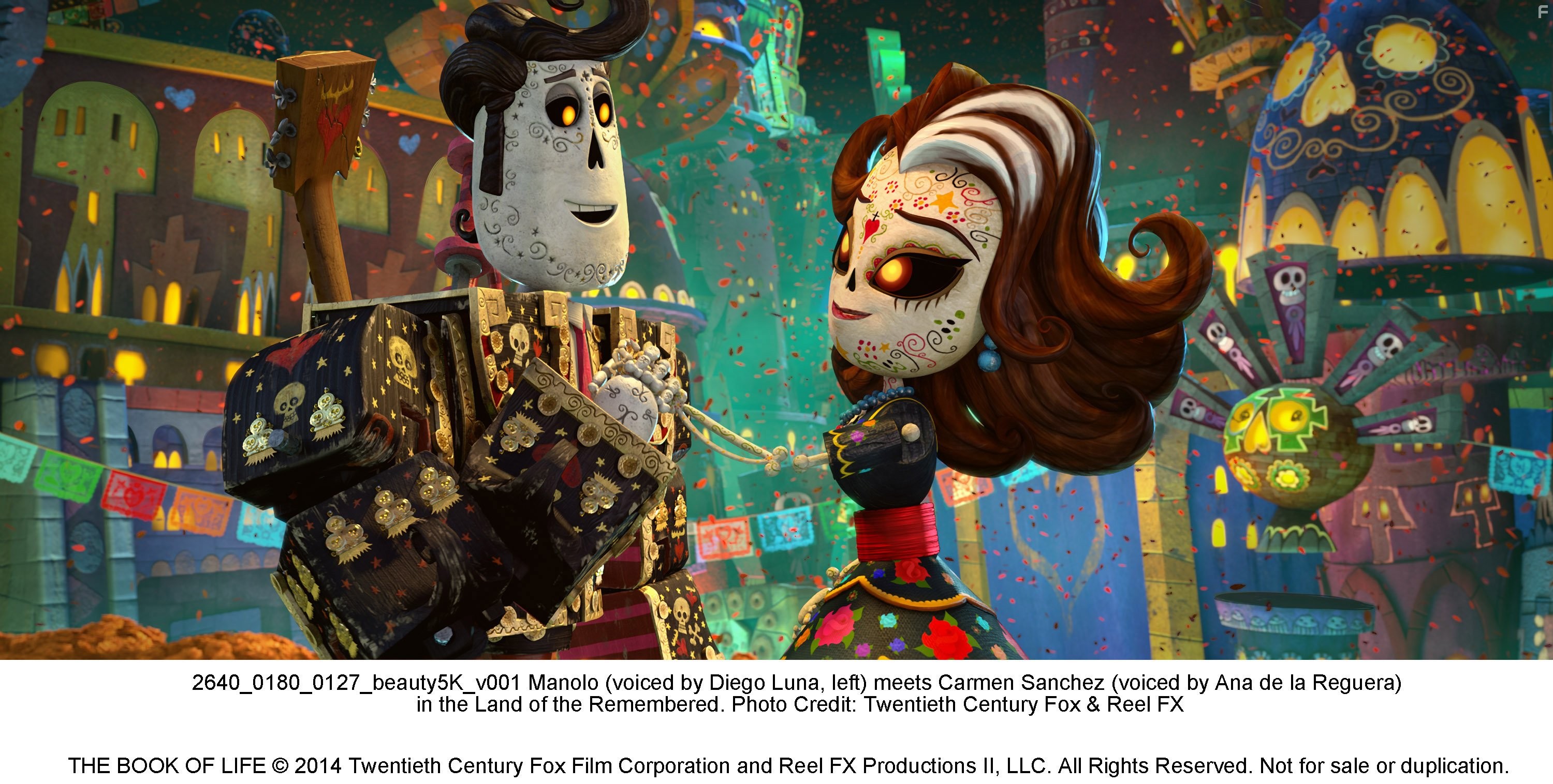 Ana de la Reguera and Diego Luna in Книга жизни (2014)