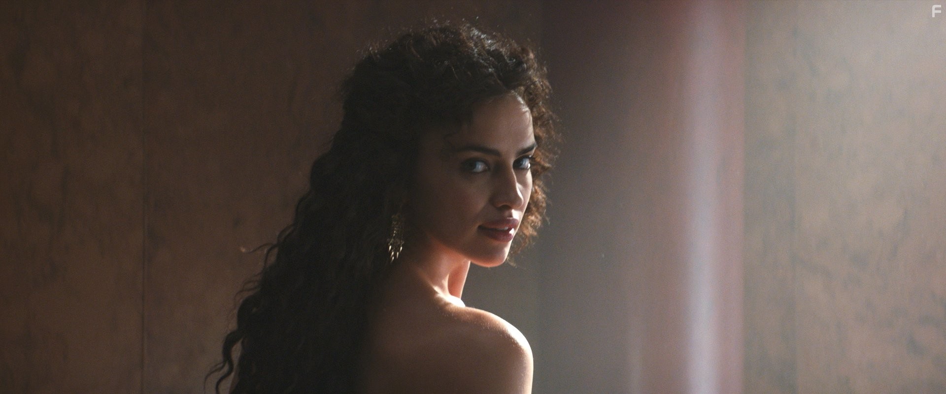 Irina Shayk in Геракл (2014)