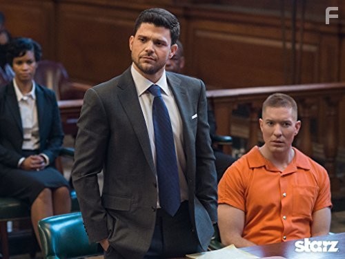 Joseph Sikora and Jerry Ferrara in Власть в ночном городе (2014)