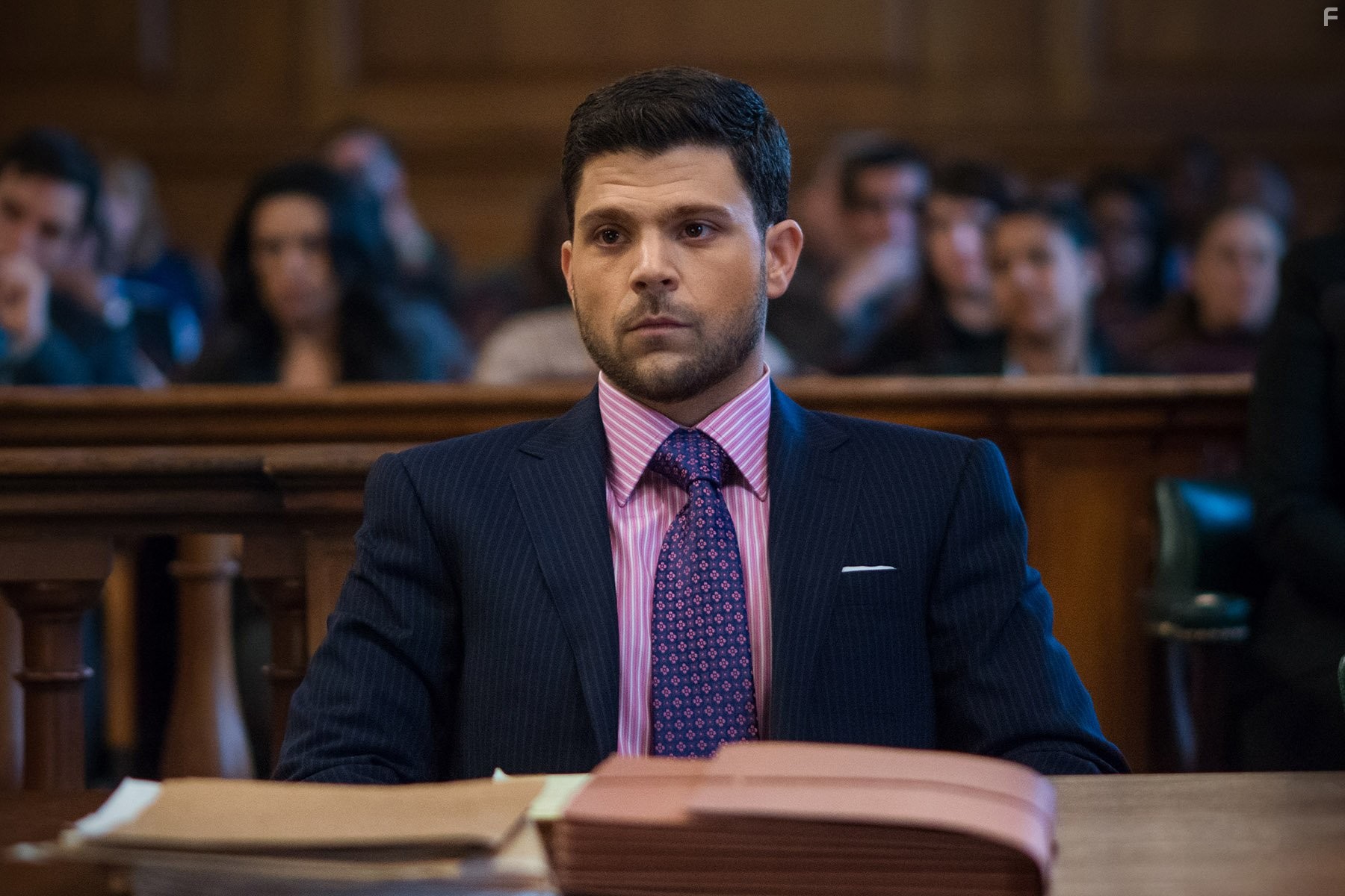 Jerry Ferrara in Власть в ночном городе (2014)