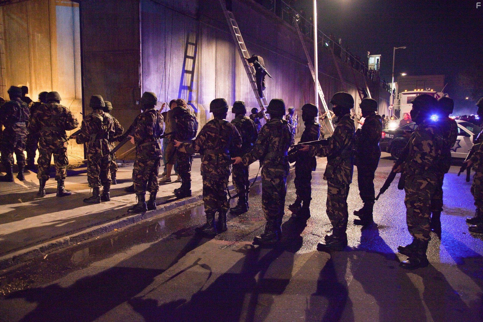 'Весёлые' каникулы (2012)