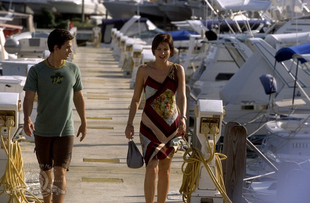 Alice Evans and Adam Garcia in Fascination (2004)