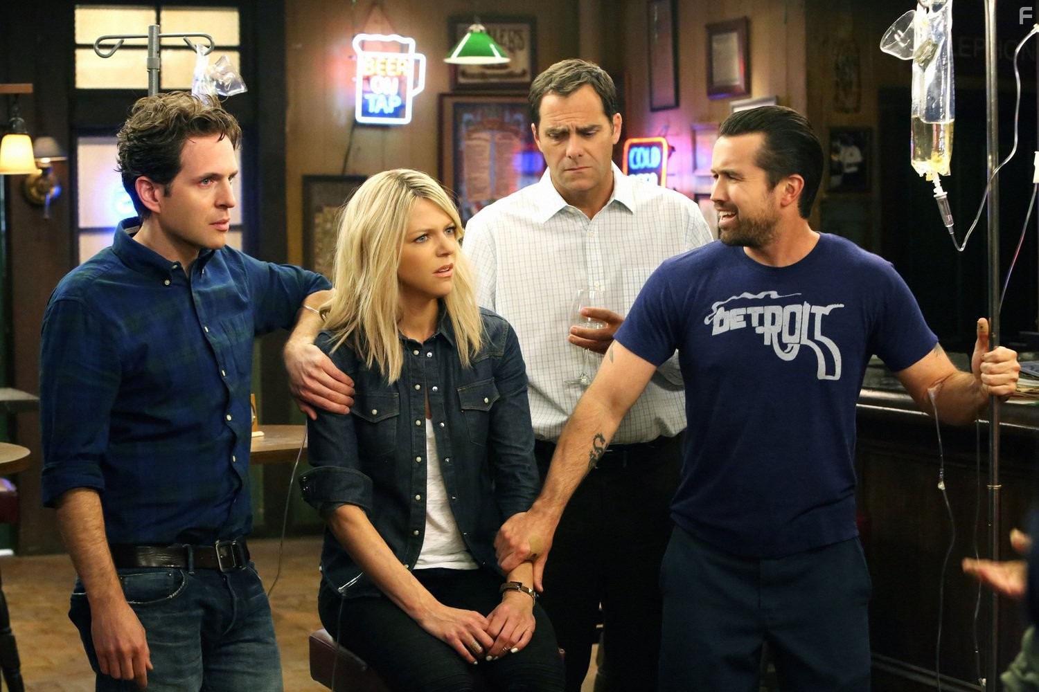 Rob McElhenney, Kaitlin Olson, Glenn Howerton, and Andy Buckley in В Филадельфии всегда солнечно (2005)