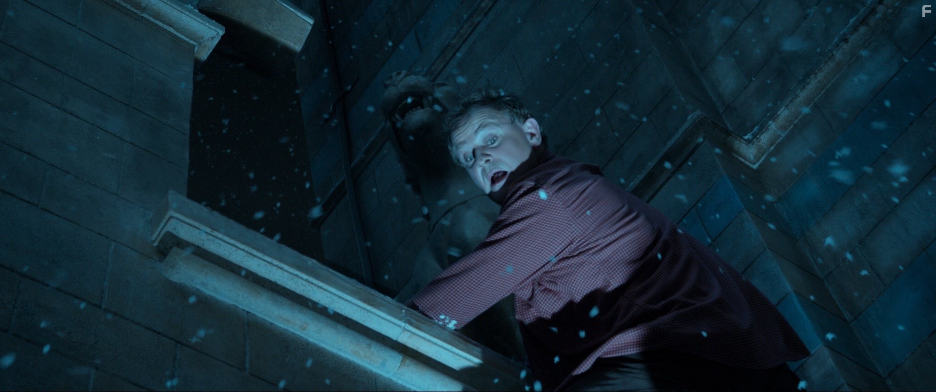 Hugh Bonneville in Приключения Паддингтона (2014)