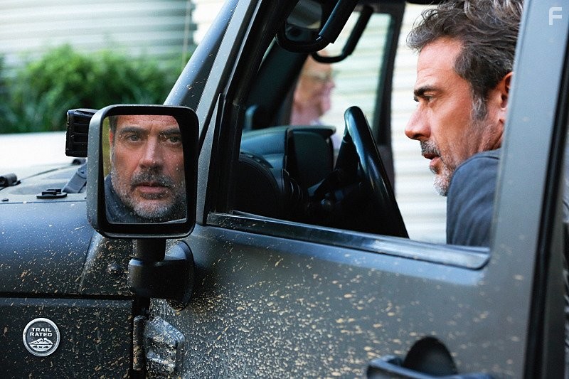 Jeffrey Dean Morgan in За пределами (2014)