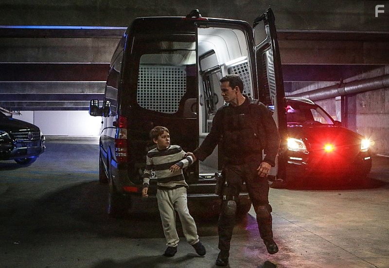 Pierce Gagnon in За пределами (2014)