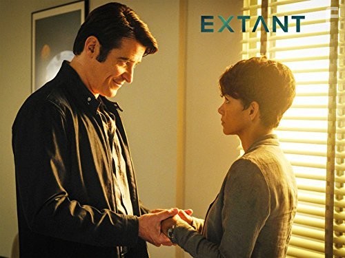 Halle Berry and Goran Visnjic in За пределами (2014)