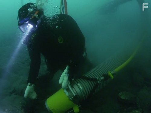 Bering Sea Gold: Under the Ice (2012)