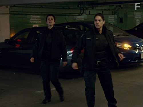 Missy Peregrym in Копы-новобранцы (2010)