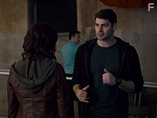 Travis Milne in Копы-новобранцы (2010)