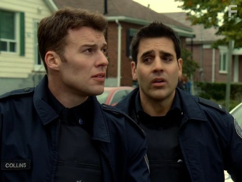 Ben Bass and Peter Mooney in Копы-новобранцы (2010)