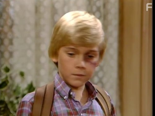 Ricky Schroder in Серебряные ложки (1982)