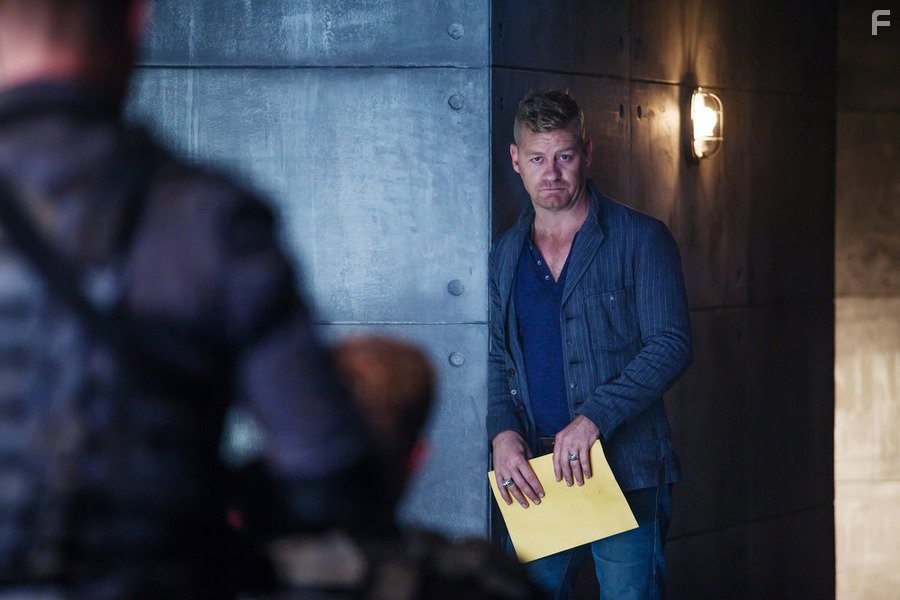 Nic Bishop in Доминион (2014)