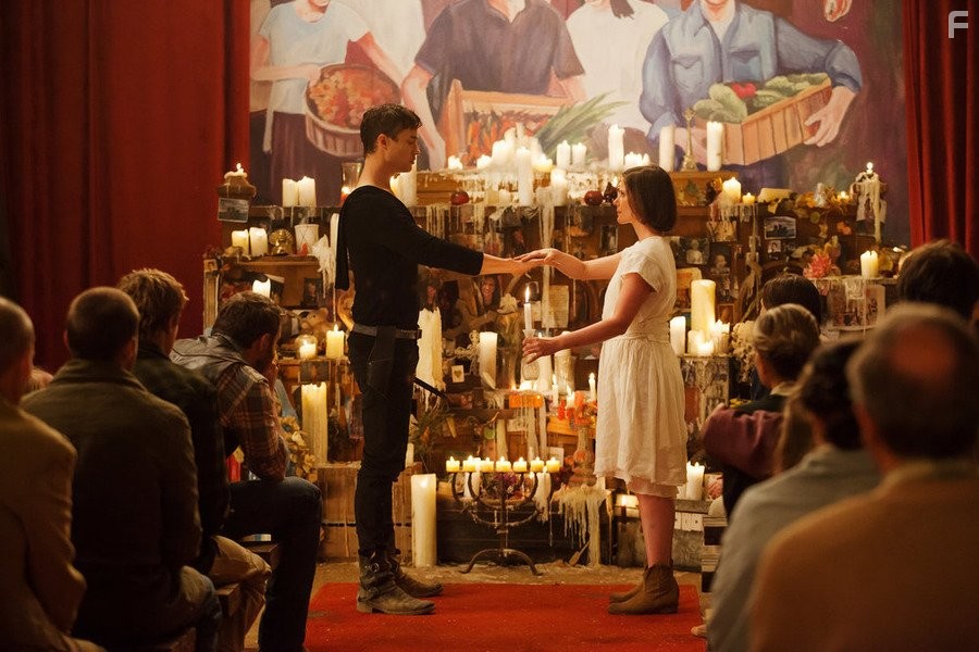 Tom Wisdom in Доминион (2014)