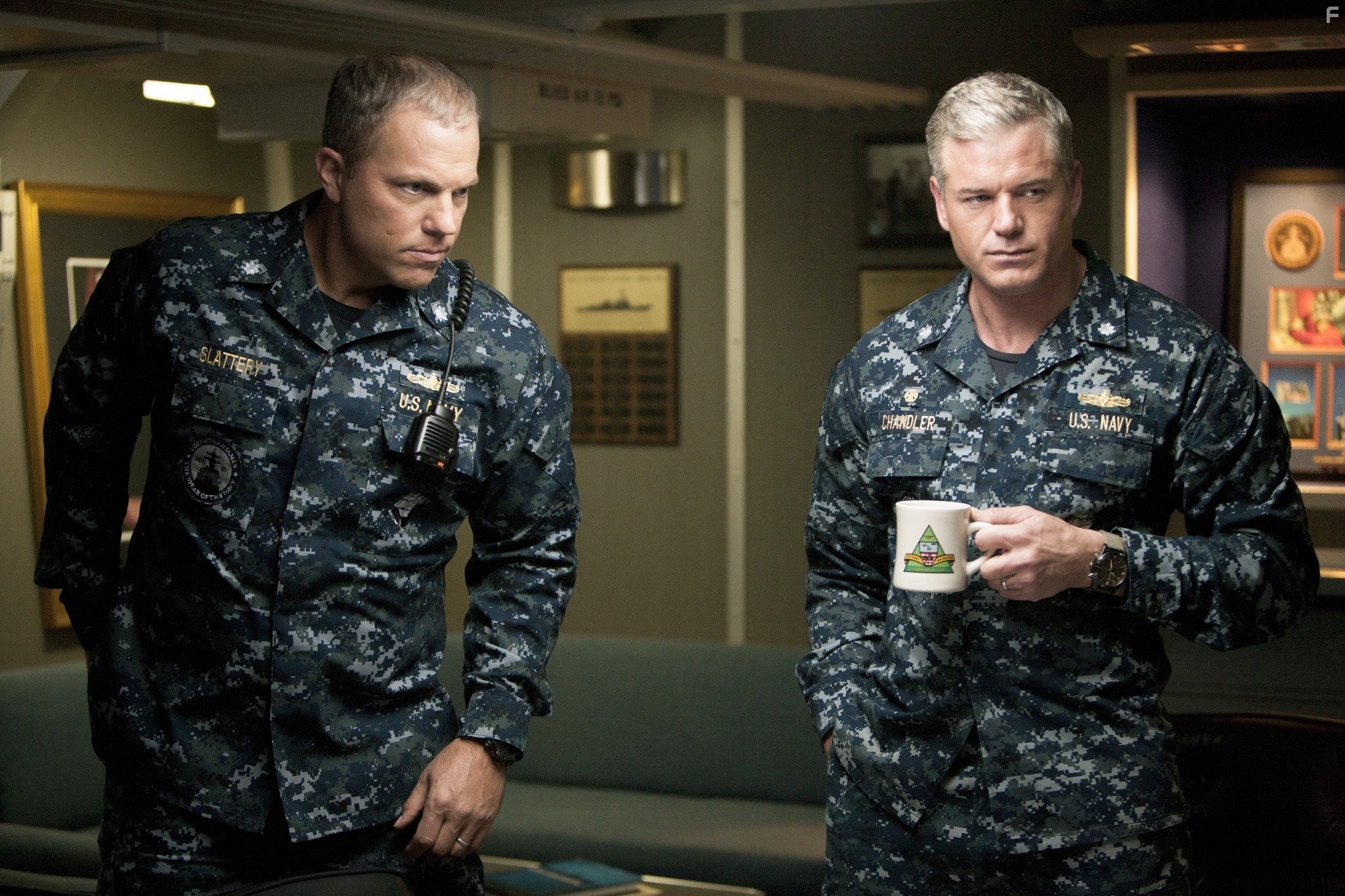 Adam Baldwin and Eric Dane in Последний корабль (2014)