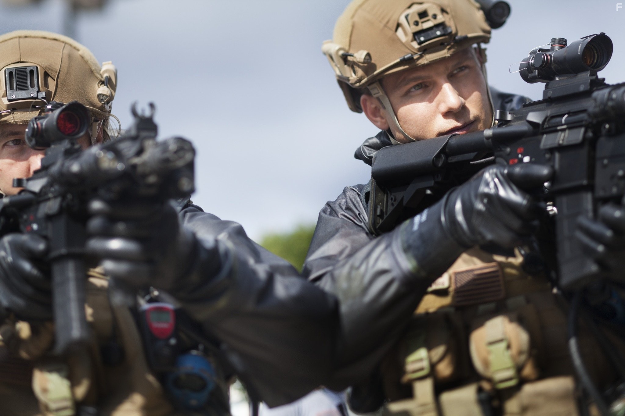 Travis Van Winkle in Последний корабль (2014)