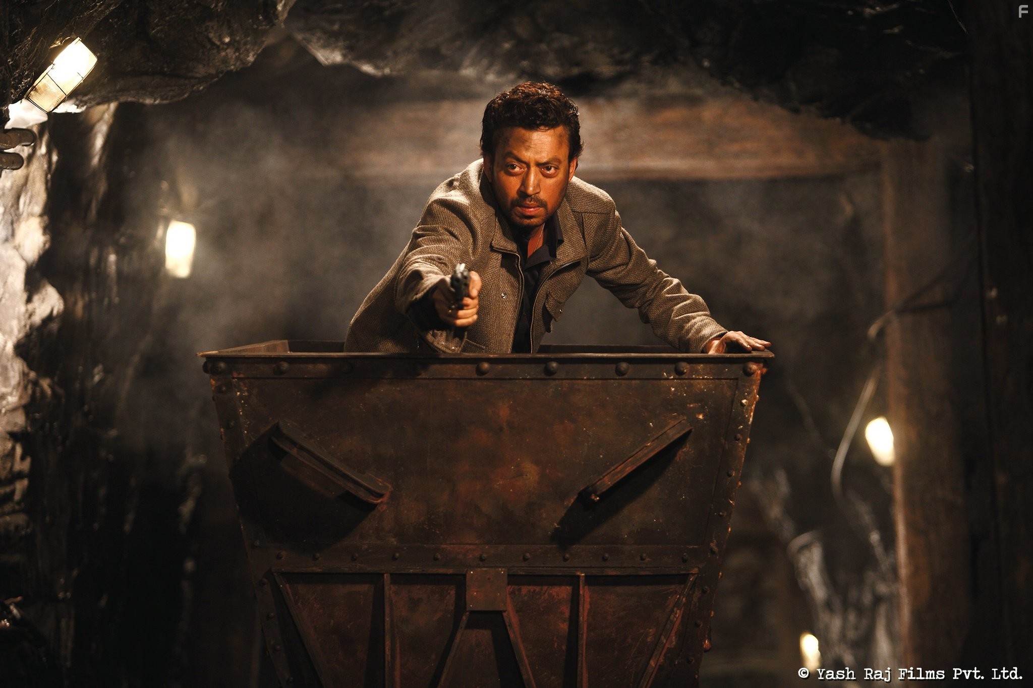 Irrfan Khan in Вне закона (2014)