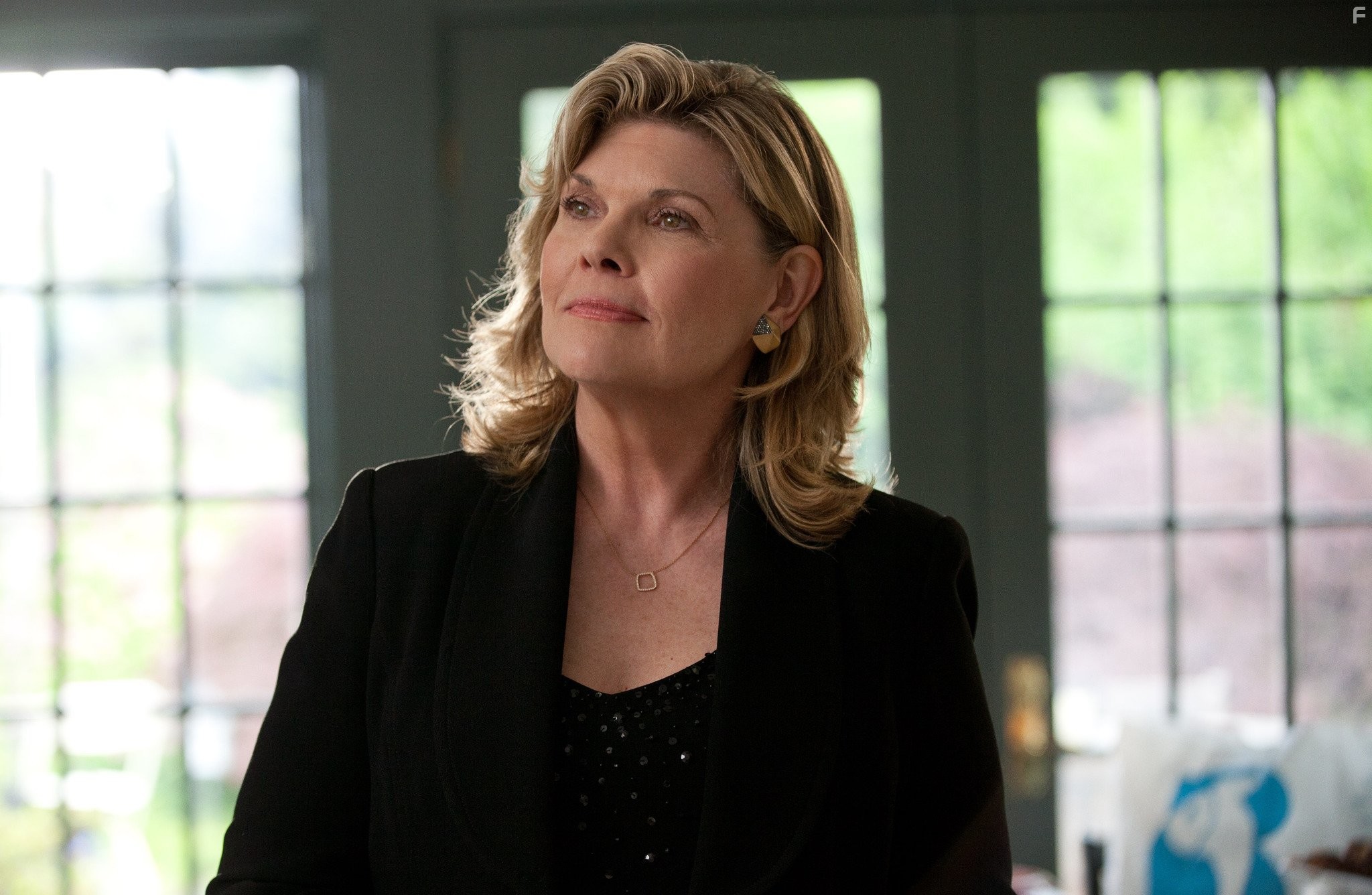 Debra Monk in Дальше живите сами (2014)