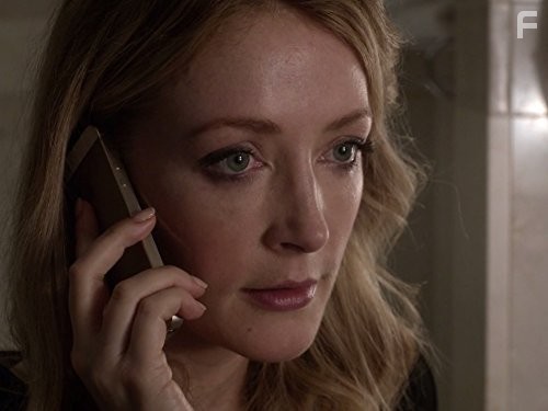 Jennifer Finnigan in Тиран (2014)