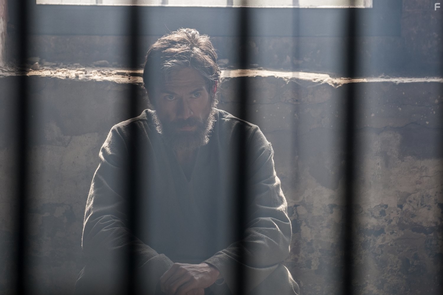 Adam Rayner in Тиран (2014)
