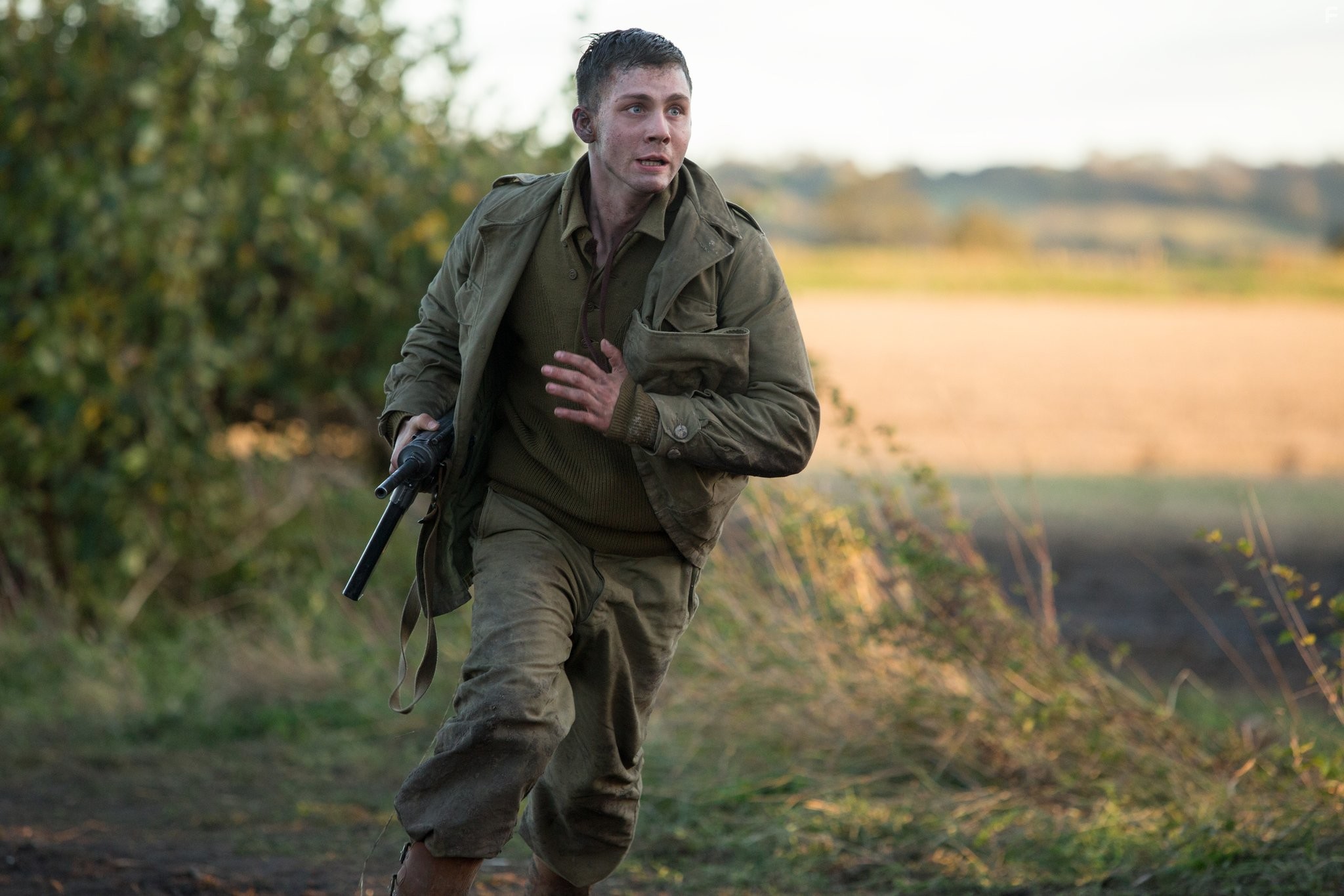 Logan Lerman in Ярость (2014)