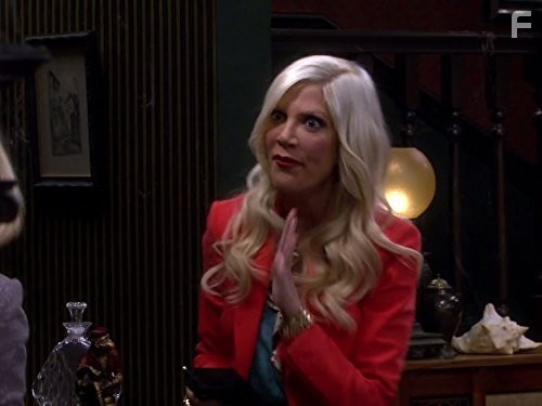 Mystery Girls (2014)