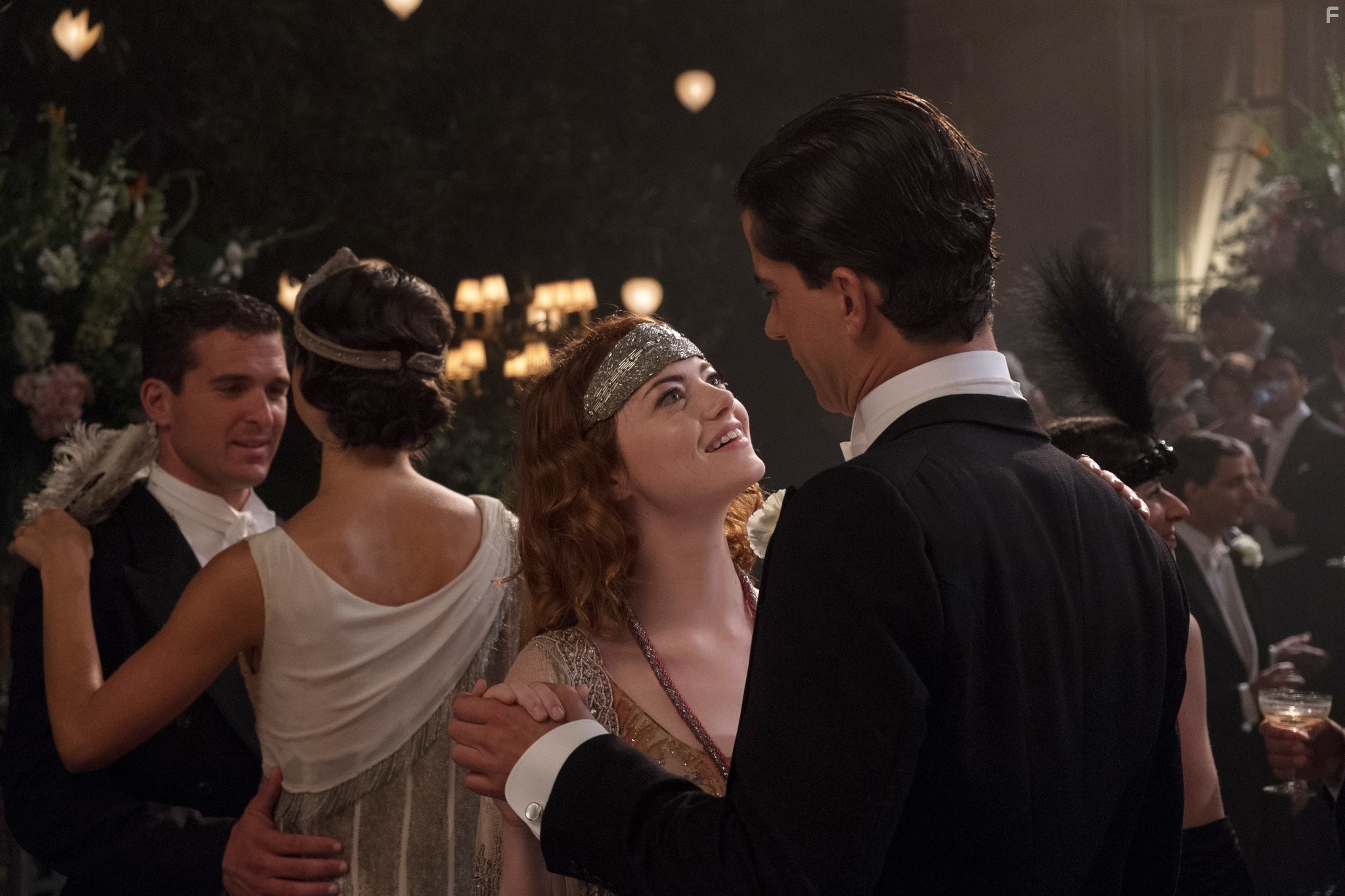 Hamish Linklater and Emma Stone in Магия лунного света (2014)