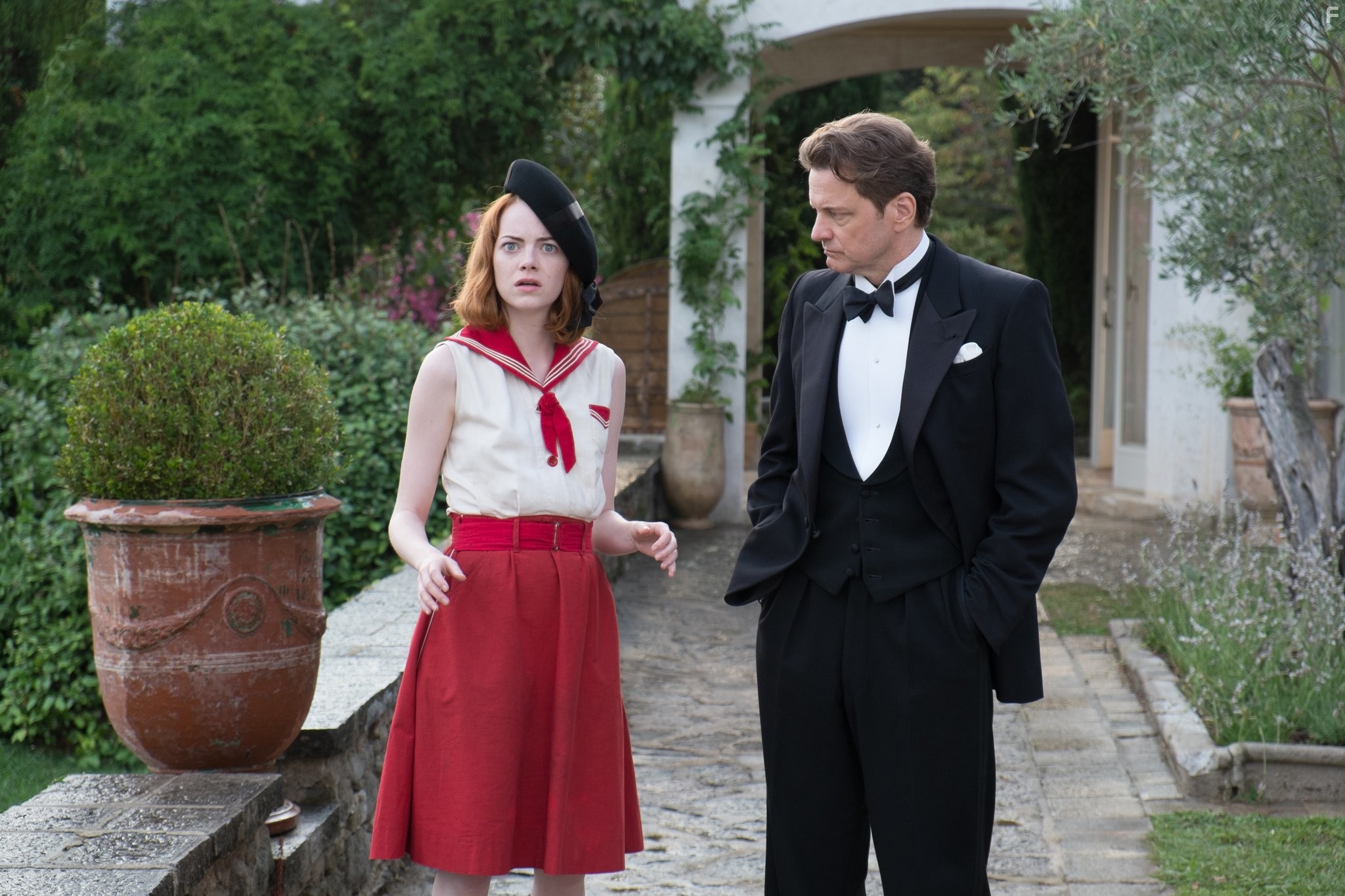 Colin Firth and Emma Stone in Магия лунного света (2014)