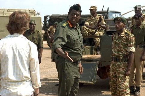 Forest Whitaker and James McAvoy in Последний король Шотландии (2006)