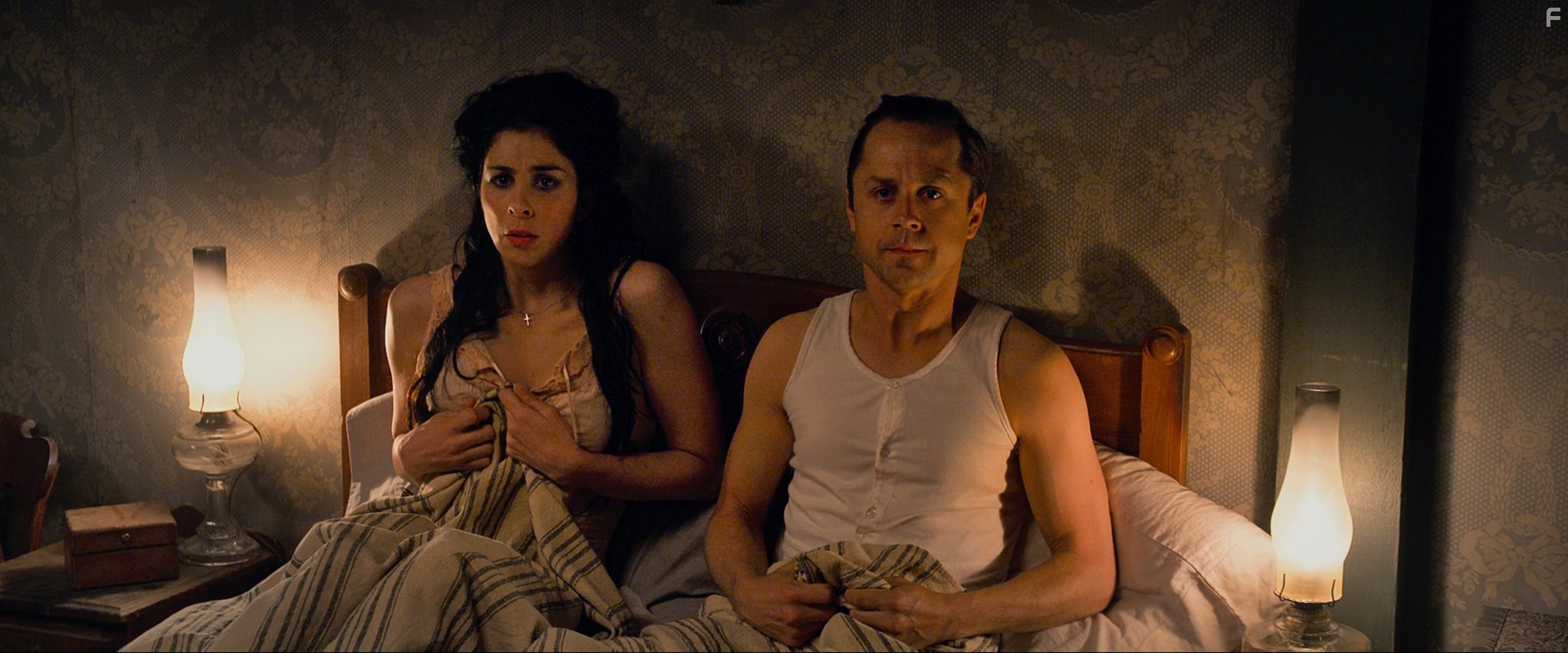 Giovanni Ribisi and Sarah Silverman in Миллион способов потерять голову (2014)