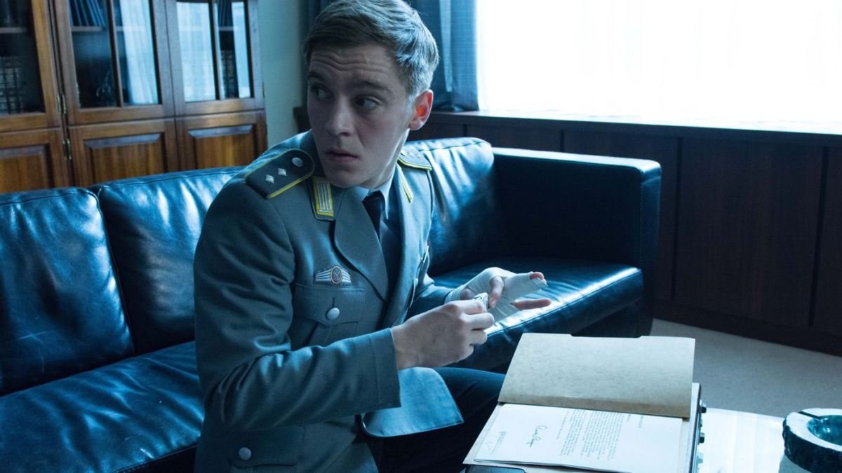 Jonas Nay in Германия 83 (2015)