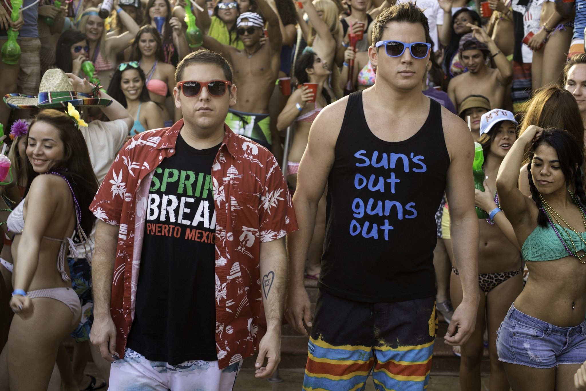 Channing Tatum and Jonah Hill in Мачо & ботан 2 (2014)