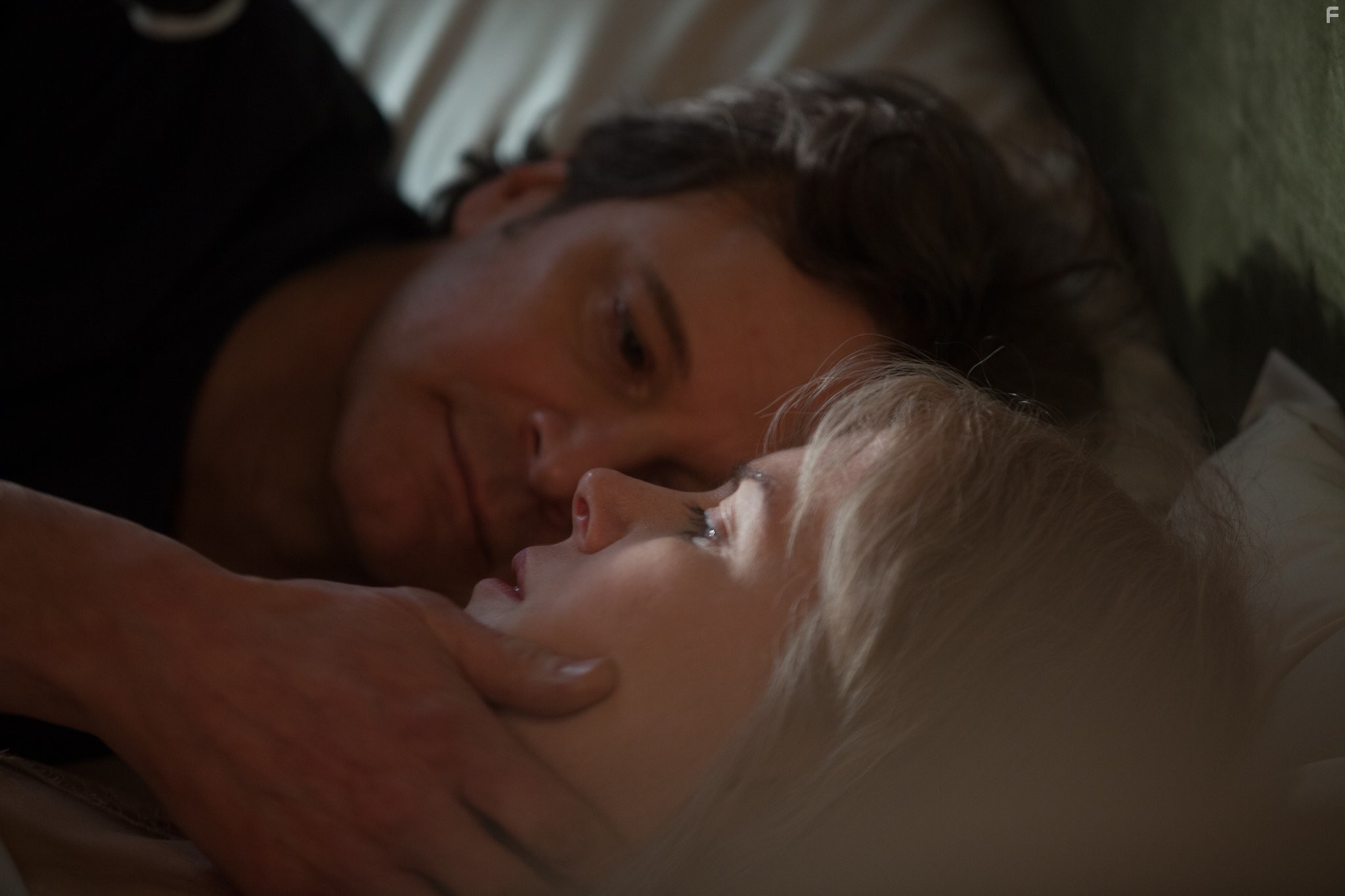 Colin Firth and Nicole Kidman in Прежде чем я усну (2014)
