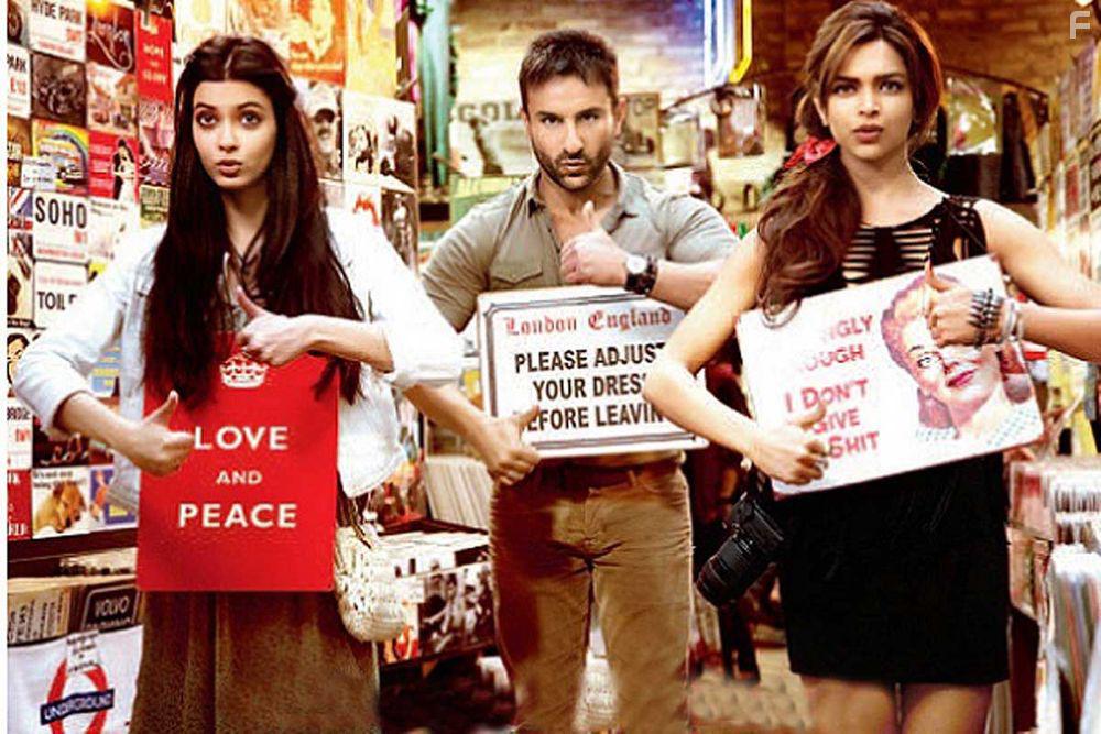 Saif Ali Khan, Deepika Padukone, and Diana Penty in Cocktail (2012)