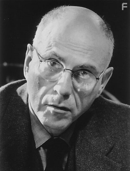 Alan Arkin in Убийство в Гросс-Пойнте (1997)