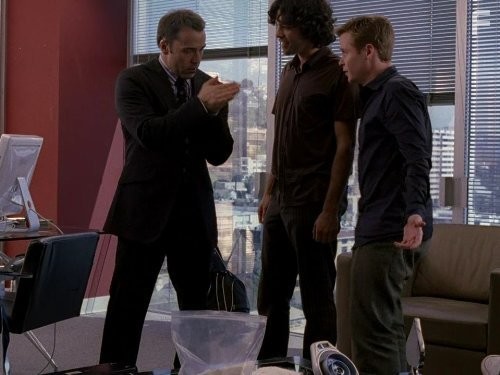 Adrian Grenier, Jeremy Piven, and Kevin Connolly in Красавцы (2004)