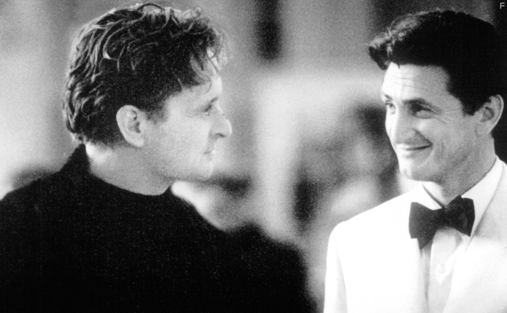 Michael Douglas and Sean Penn in Игра (1997)