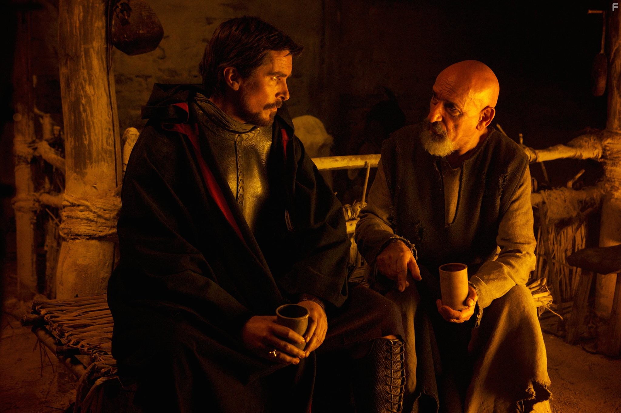 Christian Bale and Ben Kingsley in Исход: Цари и боги (2014)