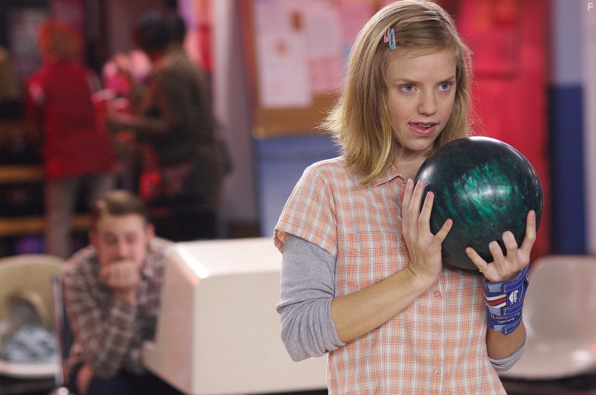 Kelli Garner in Ларс и настоящая девушка (2007)