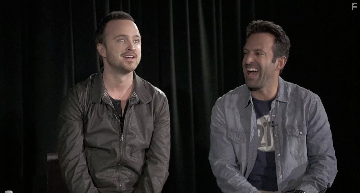 Aaron Paul and Scott Waugh in Need for Speed: Жажда скорости (2014)