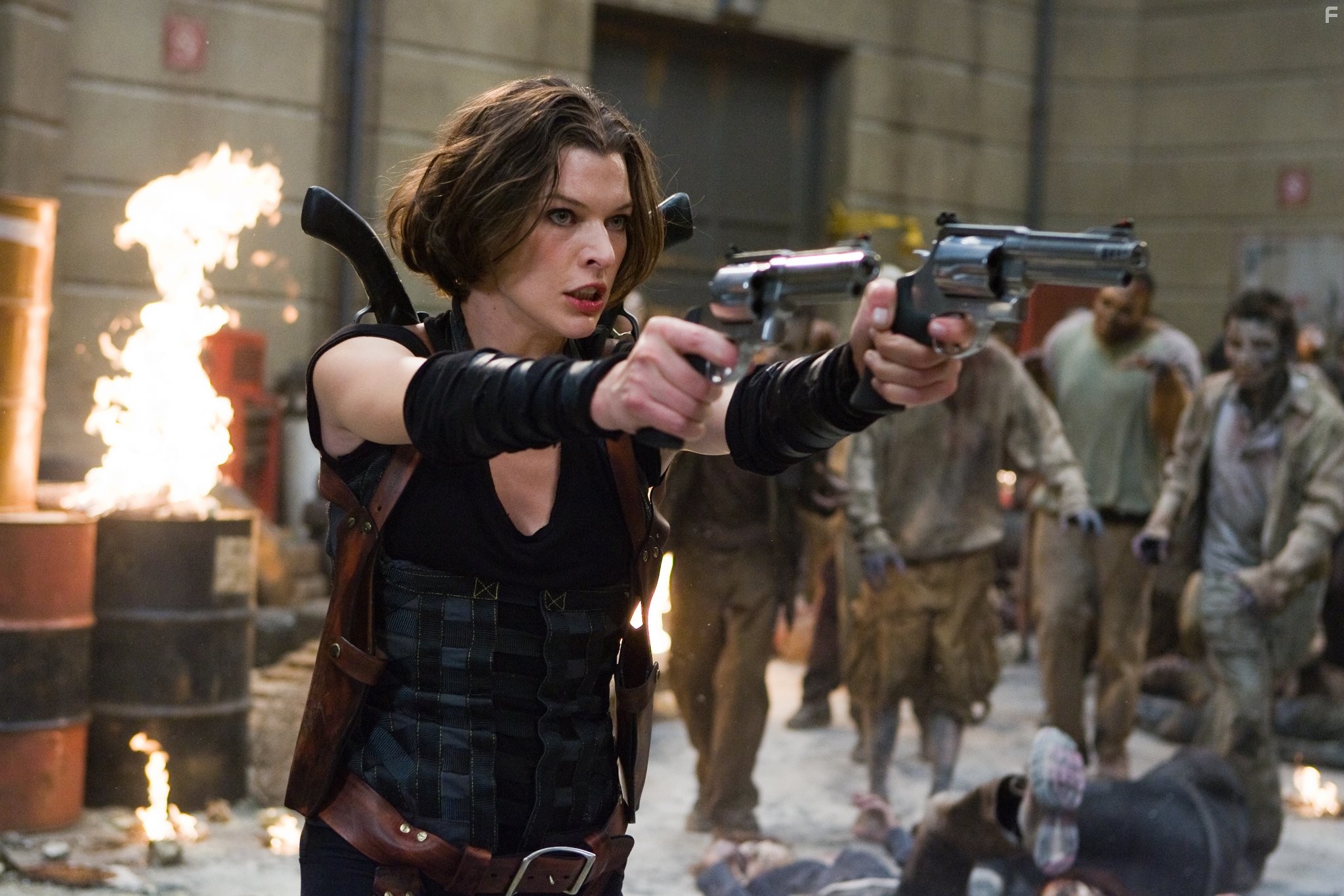 Milla Jovovich in Обитель зла 4: Жизнь после смерти (2010)