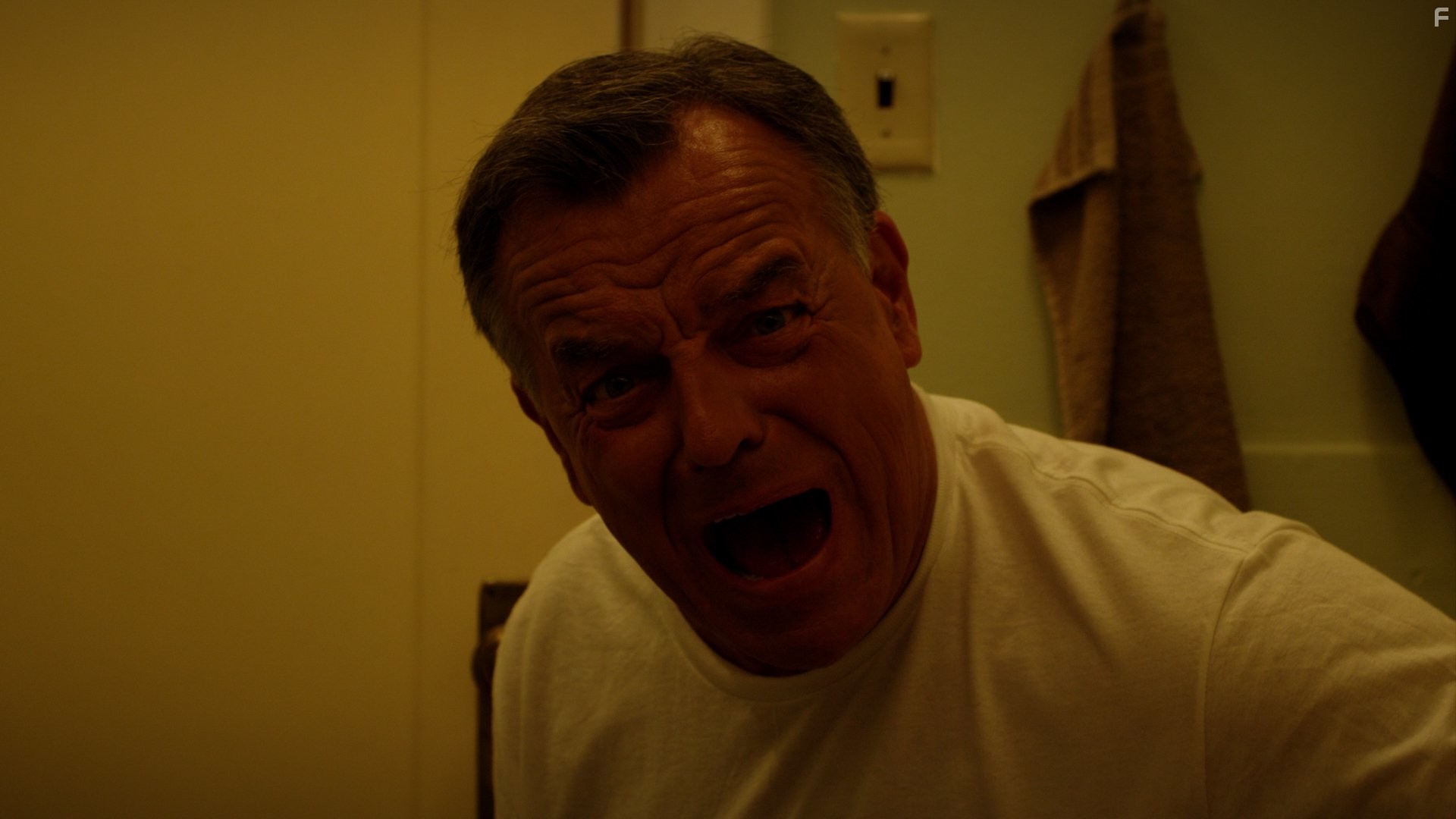 Ray Wise in Пригородная готика (2014)