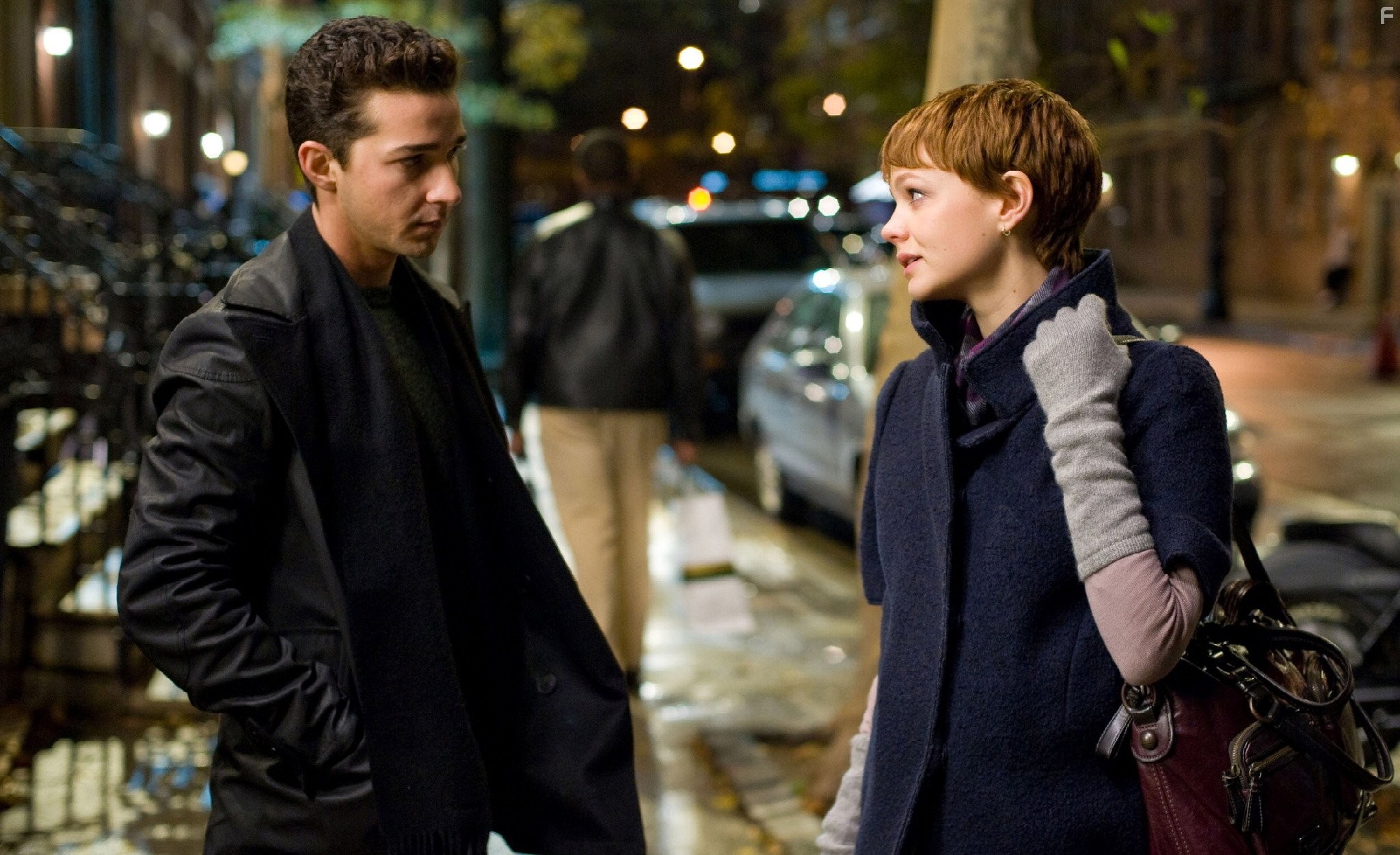 Shia LaBeouf and Carey Mulligan in Уолл Стрит: Деньги не спят (2010)