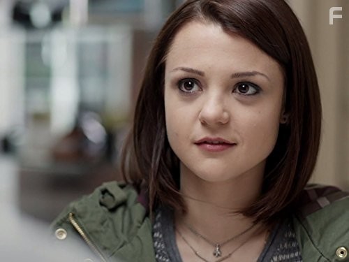 Kathryn Prescott in В поисках Картер (2014)